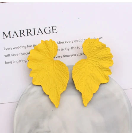 Exaggerated Metal Leaf Earrings for Women (Korean Style)