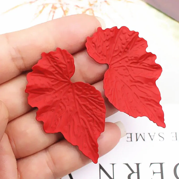 Exaggerated Metal Leaf Earrings for Women (Korean Style)