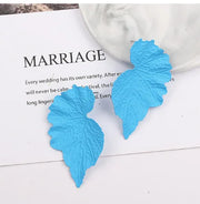 Exaggerated Metal Leaf Earrings for Women (Korean Style)